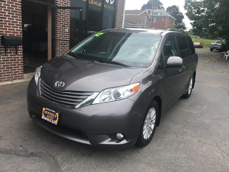 2012 Toyota Sienna 5dr 7-Pass Van V6 XLE FWD, available for sale in Middletown, Connecticut | Newfield Auto Sales. Middletown, Connecticut