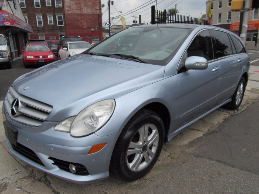 2008 Mercedes-Benz R-Class 4dr 3.5L 4MATIC, available for sale in Paterson, New Jersey | MFG Prestige Auto Group. Paterson, New Jersey 2008 Mercedes-Benz R-Class 4dr 3.5L 4MATIC, available for sale in Paterson, New Jersey | MFG Prestige Auto Group. Paterson, New Jersey
