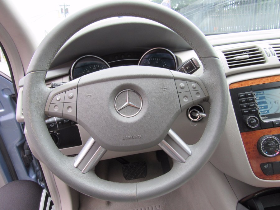 2008 Mercedes-Benz R-Class 4dr 3.5L 4MATIC, available for sale in Paterson, New Jersey | MFG Prestige Auto Group. Paterson, New Jersey 2008 Mercedes-Benz R-Class 4dr 3.5L 4MATIC, available for sale in Paterson, New Jersey | MFG Prestige Auto Group. Paterson, New Jersey