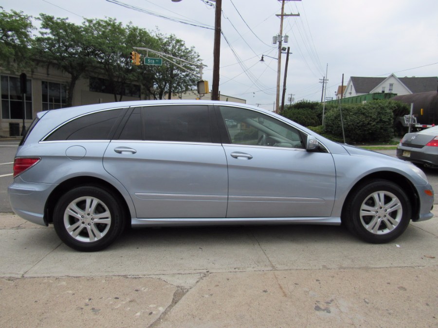 2008 Mercedes-Benz R-Class 4dr 3.5L 4MATIC, available for sale in Paterson, New Jersey | MFG Prestige Auto Group. Paterson, New Jersey 2008 Mercedes-Benz R-Class 4dr 3.5L 4MATIC, available for sale in Paterson, New Jersey | MFG Prestige Auto Group. Paterson, New Jersey