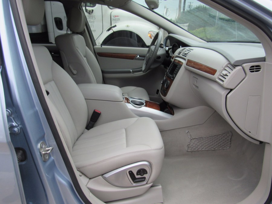 2008 Mercedes-Benz R-Class 4dr 3.5L 4MATIC, available for sale in Paterson, New Jersey | MFG Prestige Auto Group. Paterson, New Jersey 2008 Mercedes-Benz R-Class 4dr 3.5L 4MATIC, available for sale in Paterson, New Jersey | MFG Prestige Auto Group. Paterson, New Jersey