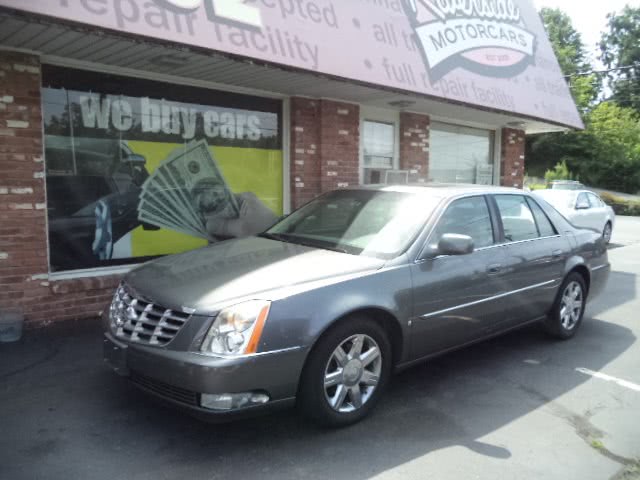 2006 Cadillac DTS 4dr Sdn w/1SB, available for sale in Naugatuck, Connecticut | Riverside Motorcars, LLC. Naugatuck, Connecticut