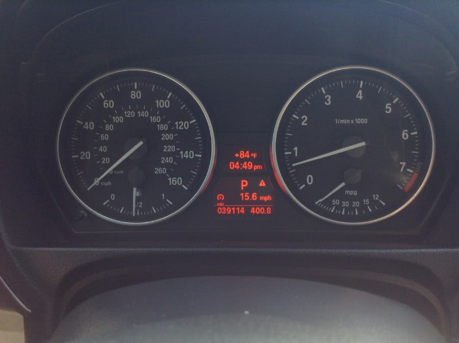 Used BMW 3 Series 4dr Sdn 328i xDrive AWD SULEV 2011 | M&M Motors International. Clinton, Connecticut Used BMW 3 Series 4dr Sdn 328i xDrive AWD SULEV 2011 | M&M Motors International. Clinton, Connecticut