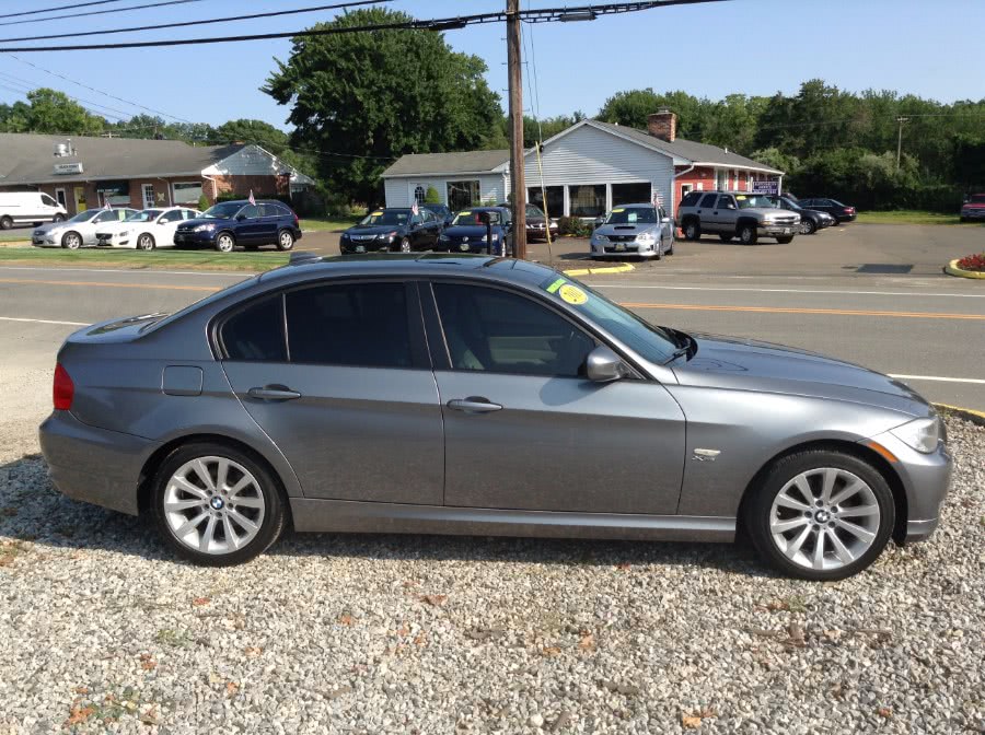 Used BMW 3 Series 4dr Sdn 328i xDrive AWD SULEV 2011 | M&M Motors International. Clinton, Connecticut Used BMW 3 Series 4dr Sdn 328i xDrive AWD SULEV 2011 | M&M Motors International. Clinton, Connecticut