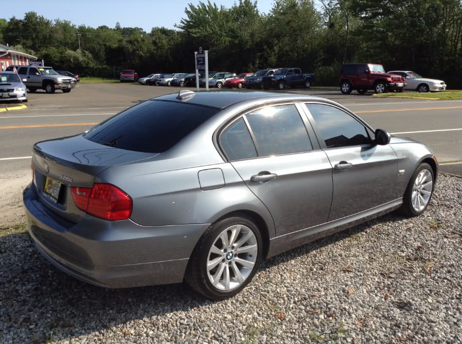 Used BMW 3 Series 4dr Sdn 328i xDrive AWD SULEV 2011 | M&M Motors International. Clinton, Connecticut Used BMW 3 Series 4dr Sdn 328i xDrive AWD SULEV 2011 | M&M Motors International. Clinton, Connecticut