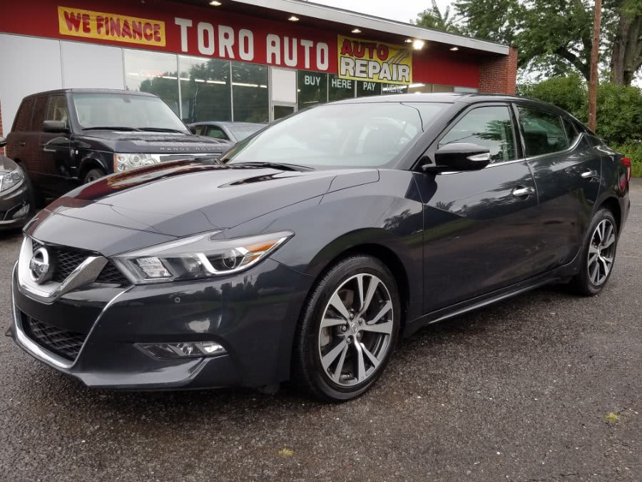 2017 Nissan Maxima SV W/ Leather Navi Sport, available for sale in East Windsor, Connecticut | Toro Auto. East Windsor, Connecticut