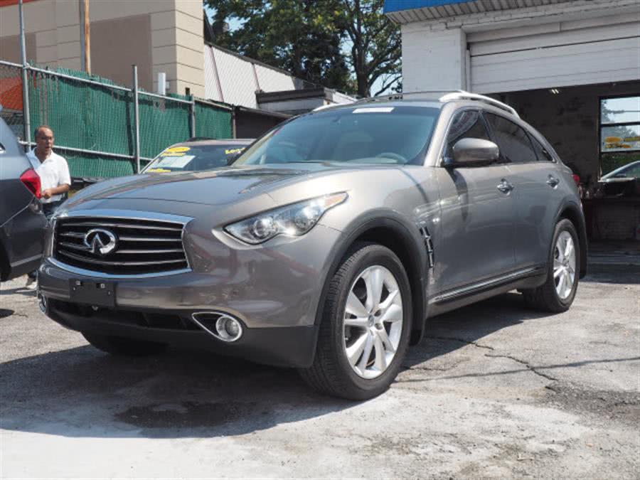 2014 Infiniti Qx70 AWD V6, available for sale in Huntington Station, New York | Connection Auto Sales Inc.. Huntington Station, New York