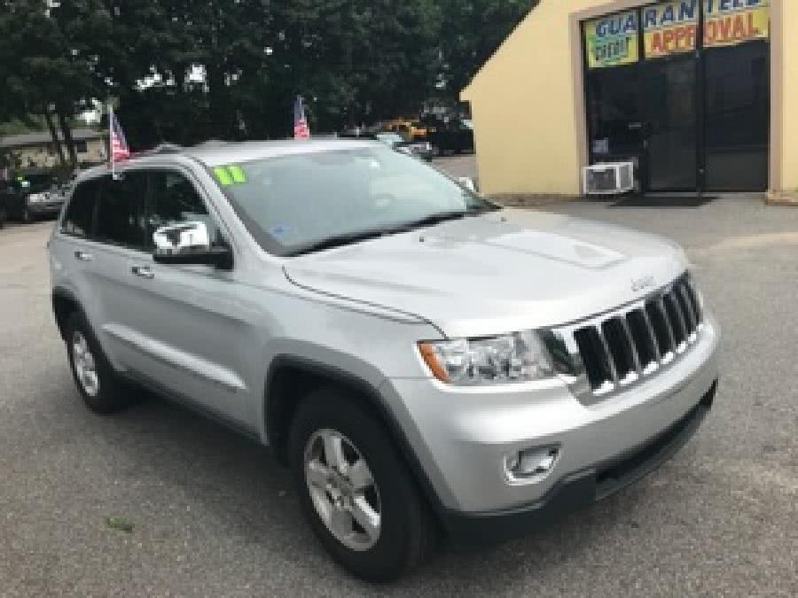 2011 Jeep Grand Cherokee 4WD 4dr Laredo, available for sale in Huntington Station, New York | Huntington Auto Mall. Huntington Station, New York