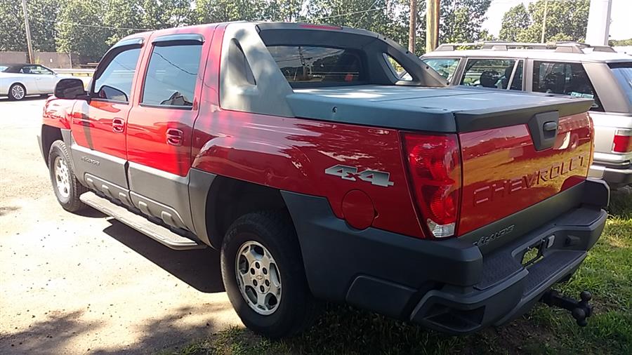 2003 Chevrolet Avalanche 1500 5dr Crew Cab 130" WB 4WD, available for sale in Wallingford, Connecticut | Vertucci Automotive Inc. Wallingford, Connecticut 2003 Chevrolet Avalanche 1500 5dr Crew Cab 130" WB 4WD, available for sale in Wallingford, Connecticut | Vertucci Automotive Inc. Wallingford, Connecticut