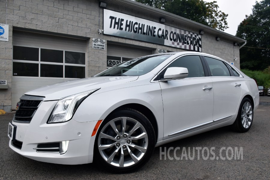 2017 Cadillac XTS 4dr Sdn Luxury, available for sale in Waterbury, Connecticut | Highline Car Connection. Waterbury, Connecticut