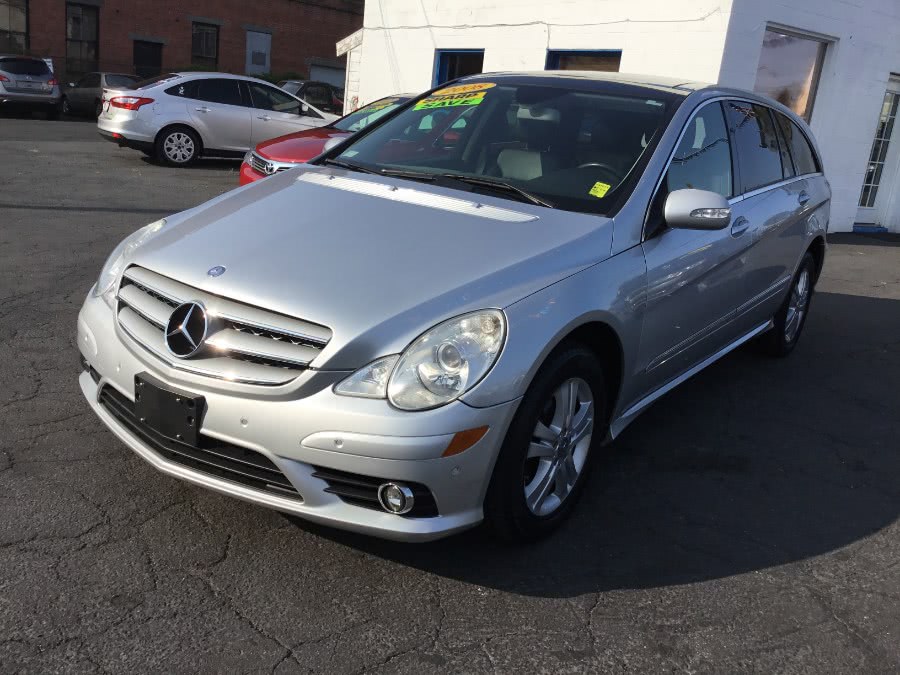 2008 Mercedes-Benz R-Class 4dr 3.5L 4MATIC, available for sale in Bridgeport, Connecticut | Affordable Motors Inc. Bridgeport, Connecticut