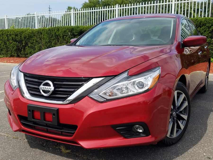 2017 Nissan Altima SV Sedan w/Alloy Wheels,Lane Departure, available for sale in Queens, NY