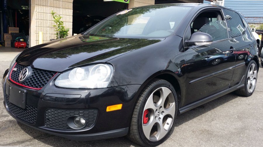 2008 Volkswagen GTI 2dr HB Man PZEV, available for sale in Stratford, Connecticut | Mike's Motors LLC. Stratford, Connecticut