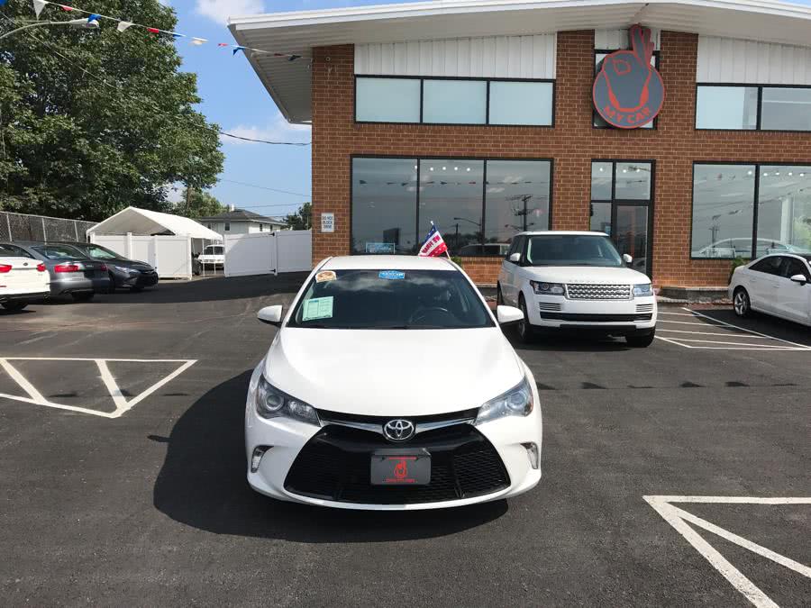 2015 Toyota Camry 4dr Sdn I4 Auto SE (Natl), available for sale in Newcastle, Delaware | My Car. Newcastle, Delaware