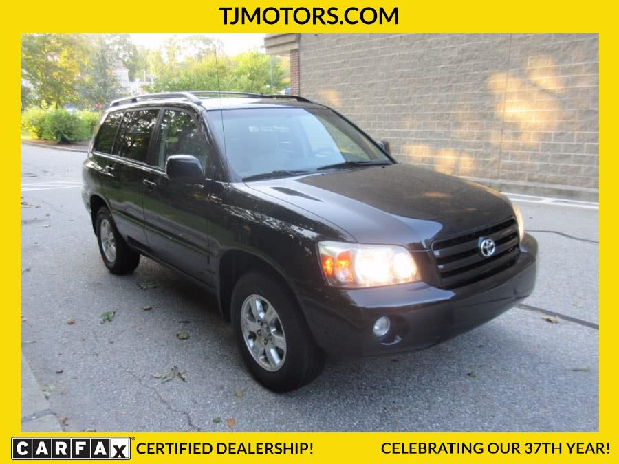 2004 Toyota Highlander 4dr V6 4WD w/3rd Row, available for sale in New London, Connecticut | TJ Motors. New London, Connecticut