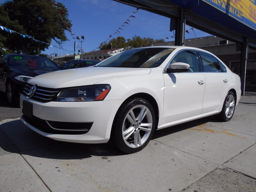 2014 Volkswagen Passat 4dr Sdn 1.8T Auto SE w/Sunroof & Nav PZEV, available for sale in Jamaica, New York | Auto Field Corp. Jamaica, New York