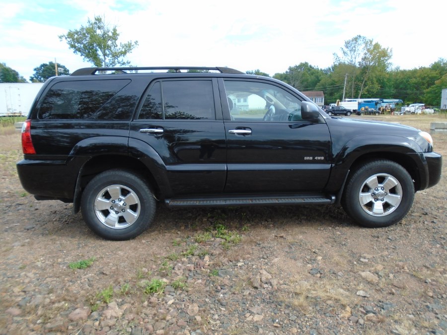 2007 Toyota 4Runner 4WD 4dr V6 SR5 (Natl), available for sale in Milford, Connecticut | Dealertown Auto Wholesalers. Milford, Connecticut