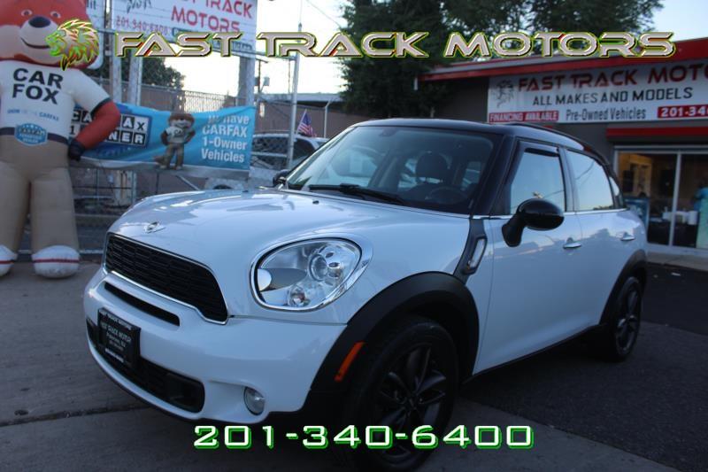 2013 Mini Cooper S COUNTRYMAN, available for sale in Paterson, New Jersey | Fast Track Motors. Paterson, New Jersey