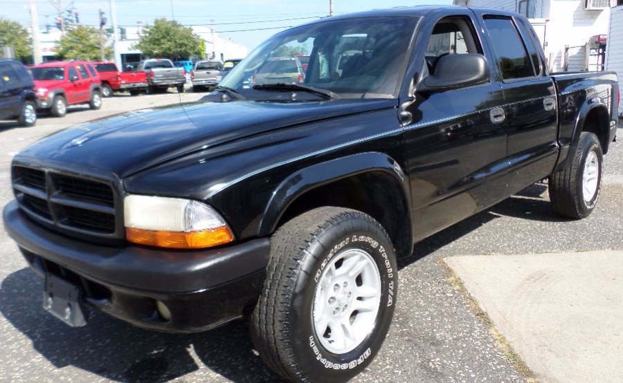 2001 Dodge Dakota Quad Cab 131" WB 4WD SLT, available for sale in Patchogue, New York | Romaxx Truxx. Patchogue, New York