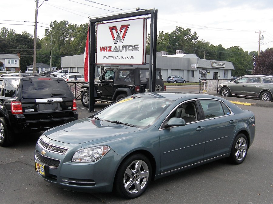 2009 Chevrolet Malibu 4dr Sdn LT w/1LT, available for sale in Stratford, Connecticut | Wiz Leasing Inc. Stratford, Connecticut