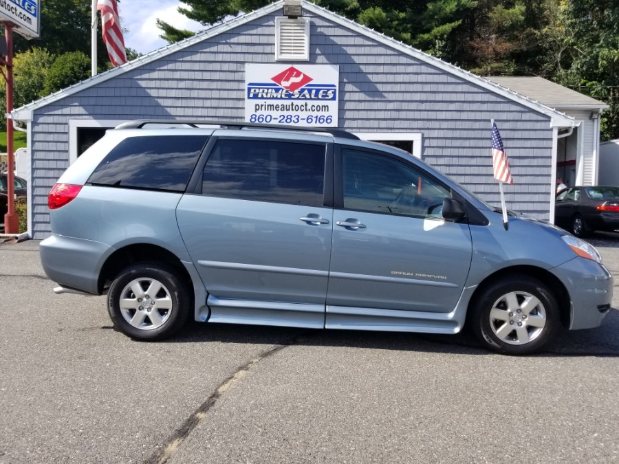 2006 Toyota Sienna 5dr LE FWD 7-Passenger (Natl), available for sale in Thomaston, CT