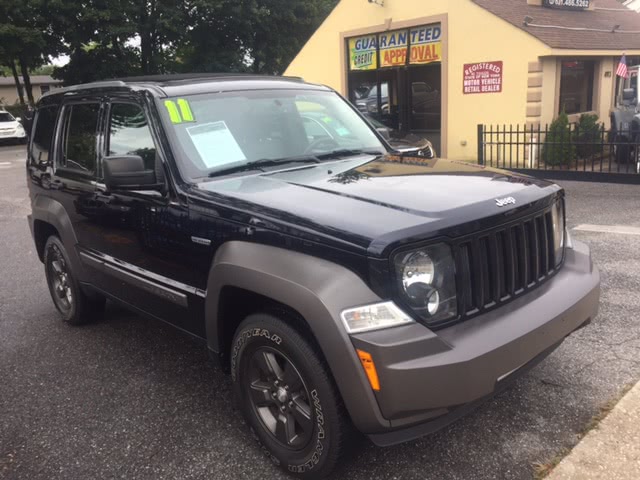2011 Jeep Liberty 4WD 4dr Renegade, available for sale in Huntington Station, New York | Huntington Auto Mall. Huntington Station, New York