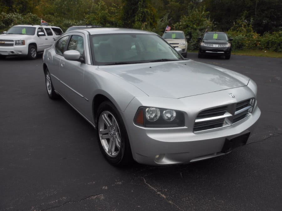 2006 Dodge Charger 4dr Sdn R/T RWD, available for sale in Yantic, Connecticut | Yantic Auto Center. Yantic, Connecticut