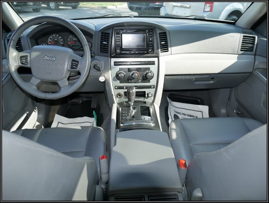 2005 Jeep Grand Cherokee 4dr Laredo 4WD, available for sale in Huntington Station, New York | My Auto Inc.. Huntington Station, New York 2005 Jeep Grand Cherokee 4dr Laredo 4WD, available for sale in Huntington Station, New York | My Auto Inc.. Huntington Station, New York