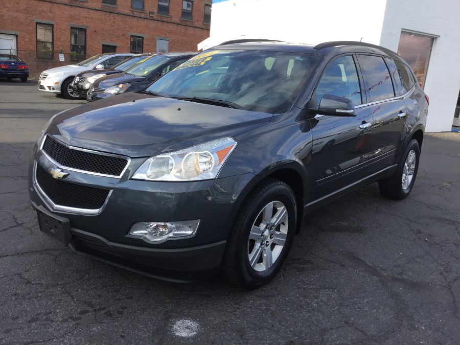2011 Chevrolet Traverse AWD 4dr LT w/1LT, available for sale in Bridgeport, Connecticut | Affordable Motors Inc. Bridgeport, Connecticut