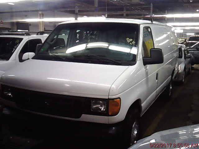 2004 Ford Econoline Cargo Van EXT E-350 Super, available for sale in Corona, New York | Raymonds Cars Inc. Corona, New York