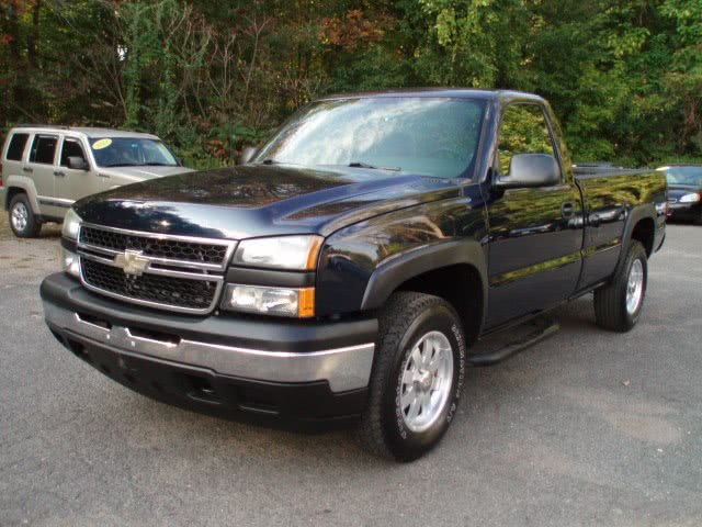 2006 Chevrolet Silverado 1500 Reg Cab 133.0" WB 4WD Work Truck, available for sale in Manchester, Connecticut | Vernon Auto Sale & Service. Manchester, Connecticut
