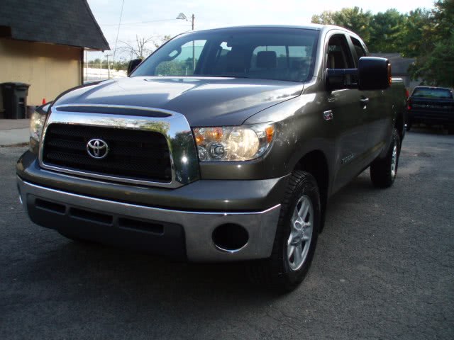 2008 Toyota Tundra 4WD Truck Dbl 5.7L V8 6-Spd AT SR5, available for sale in Manchester, Connecticut | Vernon Auto Sale & Service. Manchester, Connecticut