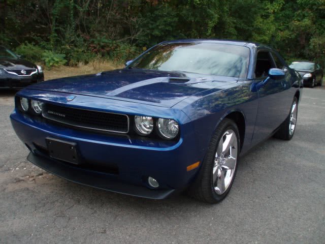 2010 Dodge Challenger 2dr Cpe R/T, available for sale in Manchester, Connecticut | Vernon Auto Sale & Service. Manchester, Connecticut