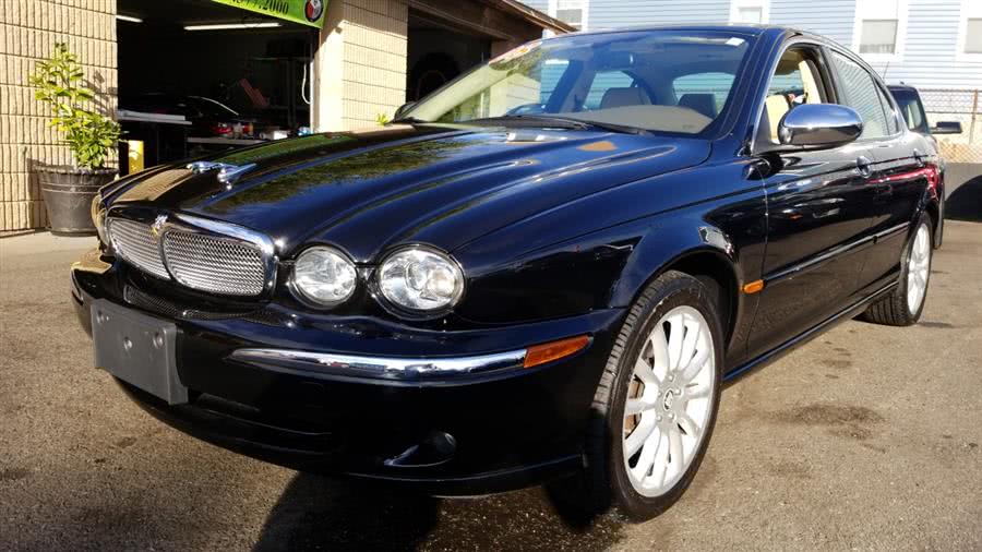 2008 Jaguar X-TYPE 4dr Sdn, available for sale in Stratford, Connecticut | Mike's Motors LLC. Stratford, Connecticut
