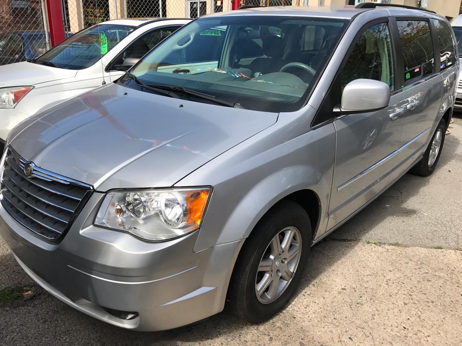 2010 Chrysler Town & Country 4dr Wgn Touring, available for sale in Corona, New York | Raymonds Cars Inc. Corona, New York