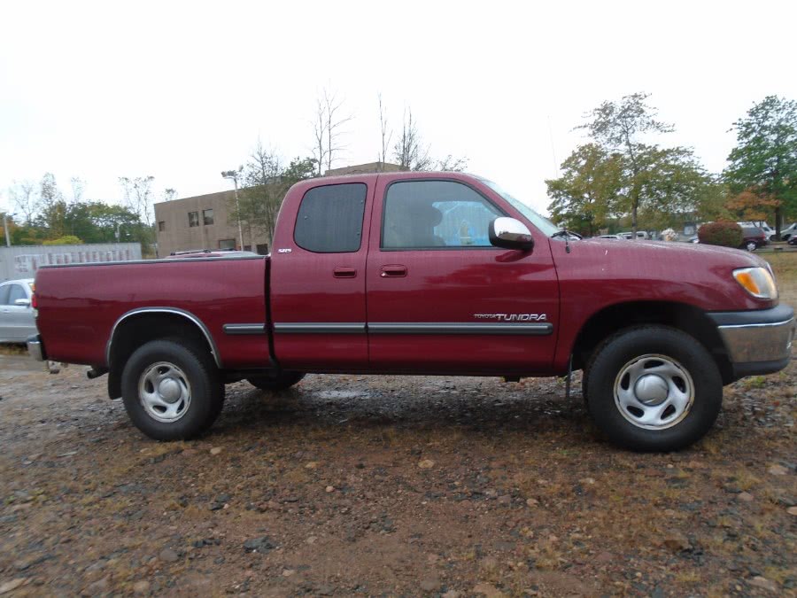 2002 Toyota Tundra Access Cab V8 Auto SR5 4WD, available for sale in Milford, Connecticut | Dealertown Auto Wholesalers. Milford, Connecticut