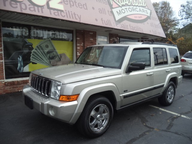 2007 Jeep Commander 4WD 4dr Sport, available for sale in Naugatuck, Connecticut | Riverside Motorcars, LLC. Naugatuck, Connecticut