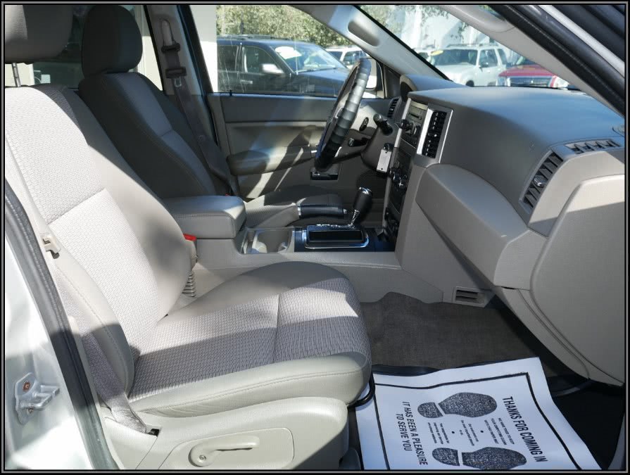 2009 Jeep Grand Cherokee 4WD 4dr Laredo, available for sale in Huntington Station, New York | My Auto Inc.. Huntington Station, New York 2009 Jeep Grand Cherokee 4WD 4dr Laredo, available for sale in Huntington Station, New York | My Auto Inc.. Huntington Station, New York