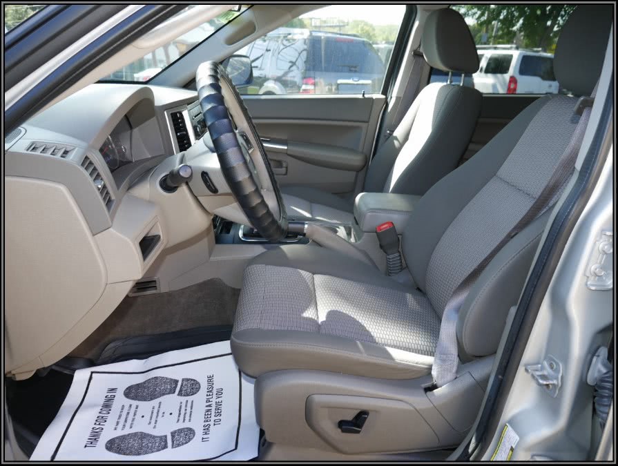 2009 Jeep Grand Cherokee 4WD 4dr Laredo, available for sale in Huntington Station, New York | My Auto Inc.. Huntington Station, New York 2009 Jeep Grand Cherokee 4WD 4dr Laredo, available for sale in Huntington Station, New York | My Auto Inc.. Huntington Station, New York