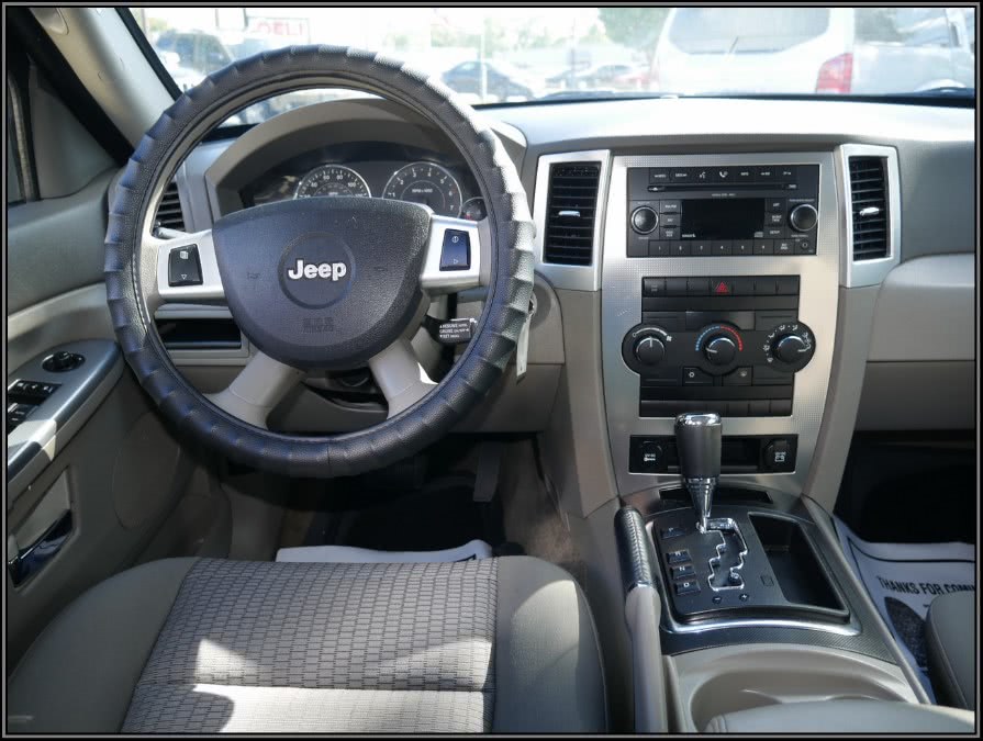 2009 Jeep Grand Cherokee 4WD 4dr Laredo, available for sale in Huntington Station, New York | My Auto Inc.. Huntington Station, New York 2009 Jeep Grand Cherokee 4WD 4dr Laredo, available for sale in Huntington Station, New York | My Auto Inc.. Huntington Station, New York