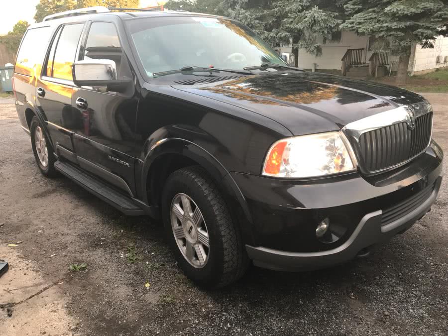 2004 Lincoln Navigator 4dr 4WD Luxury, available for sale in Copiague, New York | Great Buy Auto Sales. Copiague, New York