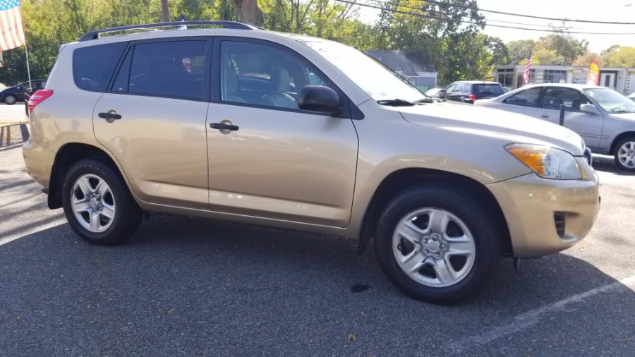 2009 Toyota RAV4 4WD 4dr 4-cyl 4-Spd AT, available for sale in Huntington Station, New York | Huntington Auto Mall. Huntington Station, New York