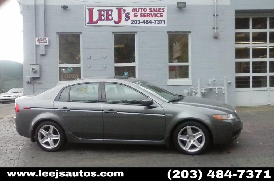 2004 Acura TL 4dr Sdn 3.2L Auto w/Navigation, available for sale in North Branford, Connecticut | LeeJ's Auto Sales & Service. North Branford, Connecticut