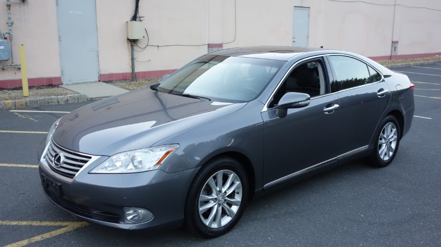 2012 Lexus ES 350 4dr Sdn, available for sale in White Plains, New York | Island auto wholesale. White Plains, New York