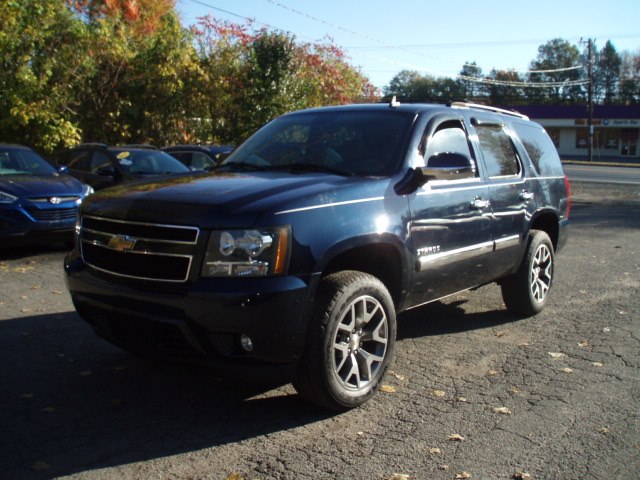 2007 Chevrolet Tahoe 4WD 4dr 1500 LT, available for sale in Manchester, Connecticut | Vernon Auto Sale & Service. Manchester, Connecticut