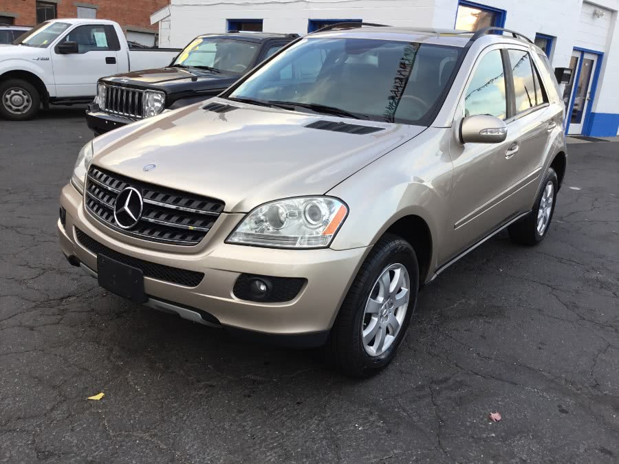2007 Mercedes-Benz M-Class 4MATIC 4dr 3.5L, available for sale in Bridgeport, Connecticut | Affordable Motors Inc. Bridgeport, Connecticut