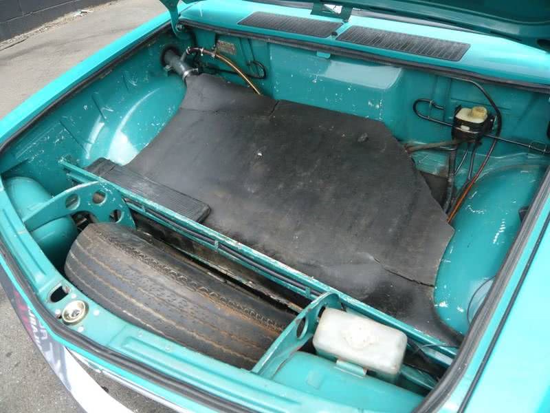 Used Volkswagen Brasilia Manual 4-Speed 1974 | RT Auto Center LLC. Newark, New Jersey Used Volkswagen Brasilia Manual 4-Speed 1974 | RT Auto Center LLC. Newark, New Jersey