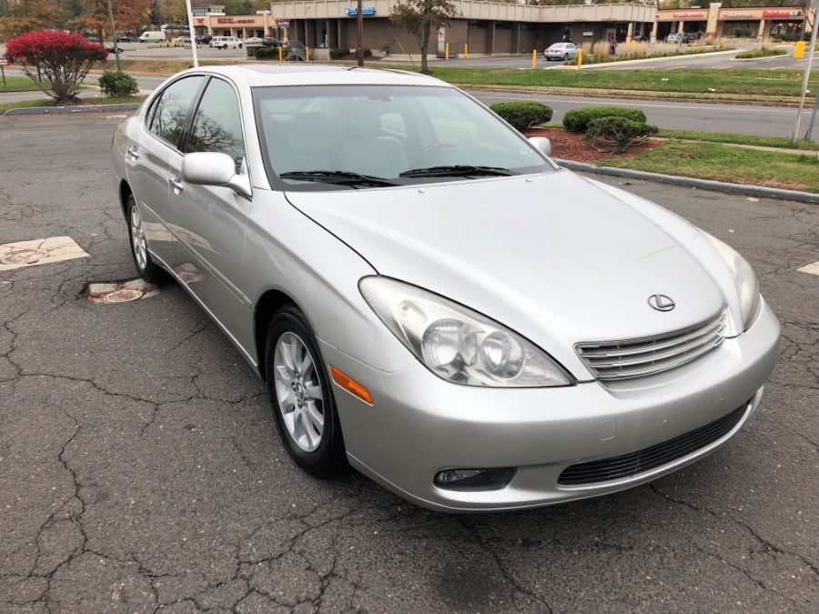 2004 Lexus ES 330 4dr Sdn with navi, available for sale in Hartford , Connecticut | Ledyard Auto Sale LLC. Hartford , Connecticut
