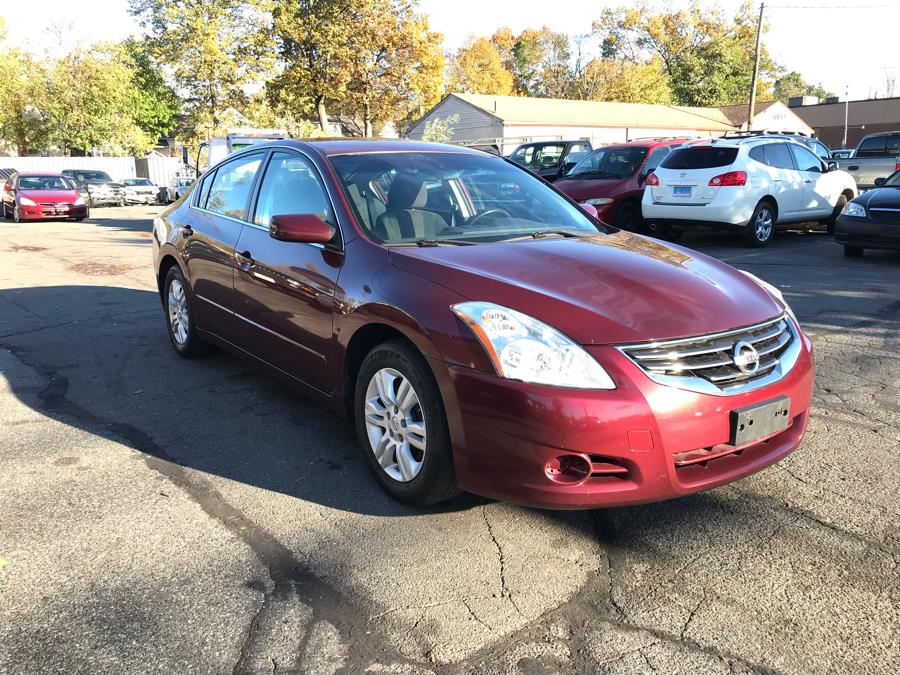 2011 Nissan Altima 4dr Sdn I4 CVT 2.5 SL, available for sale in Manchester, Connecticut | Jay's Auto. Manchester, Connecticut