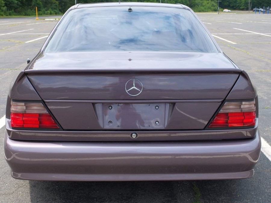 Used Mercedes-Benz 300 Series 2dr Coupe 300CE 1991 | Dealmax Motors LLC. Bristol, Connecticut